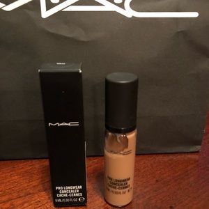 MAC pro longwear concealer NW45